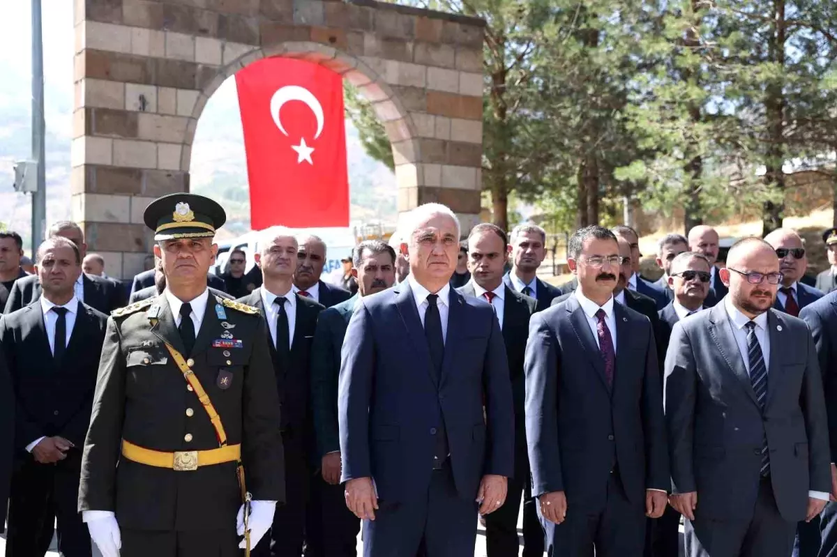 Muş\'ta 30 Ağustos Zafer Bayramı törenle kutlandı
