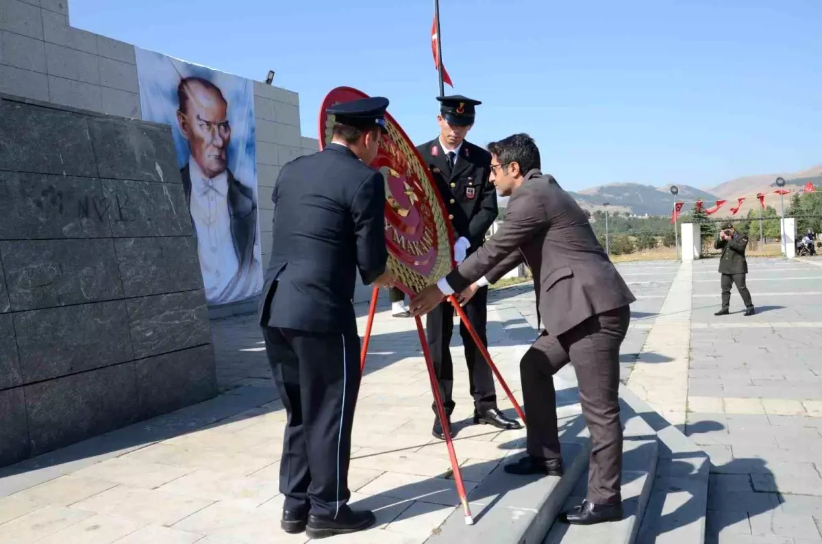 Kars\'ta 30 Ağustos Zafer Bayramı Coşkuyla Kutlandı