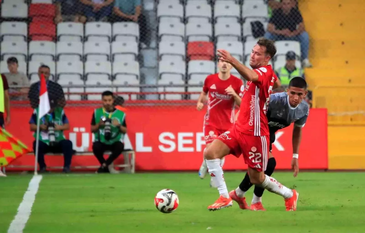 Antalyaspor 1-2 Karagümrük: Süper Lig\'de 4. hafta