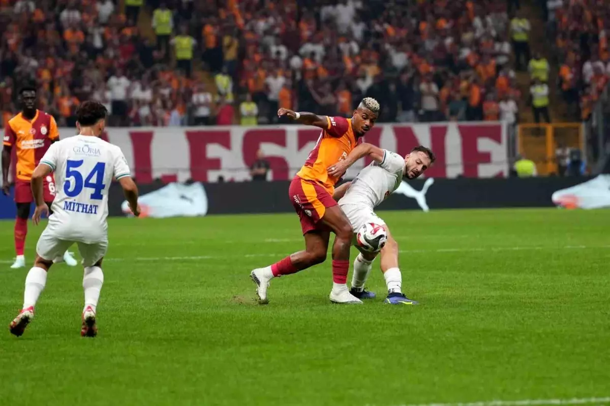 Galatasaray 1-0 Önde