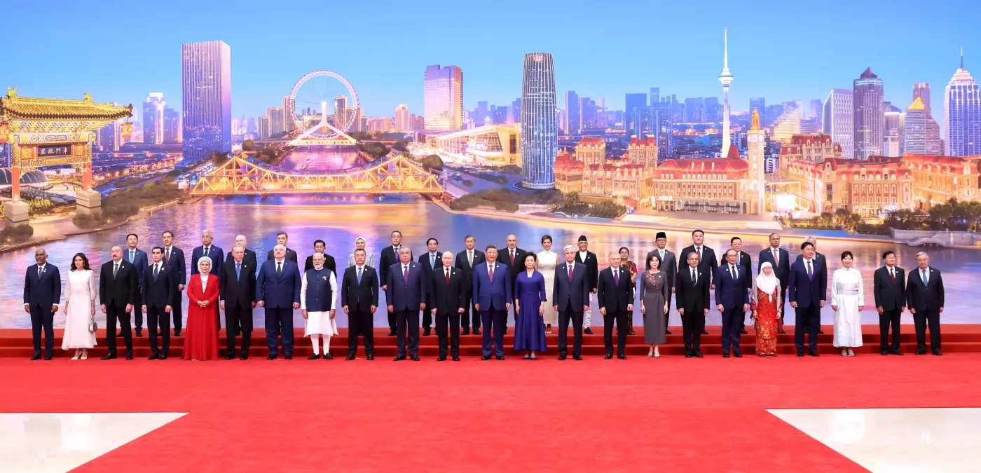 Xi Jinping, Tianjin\'de Konukları Ağırladı