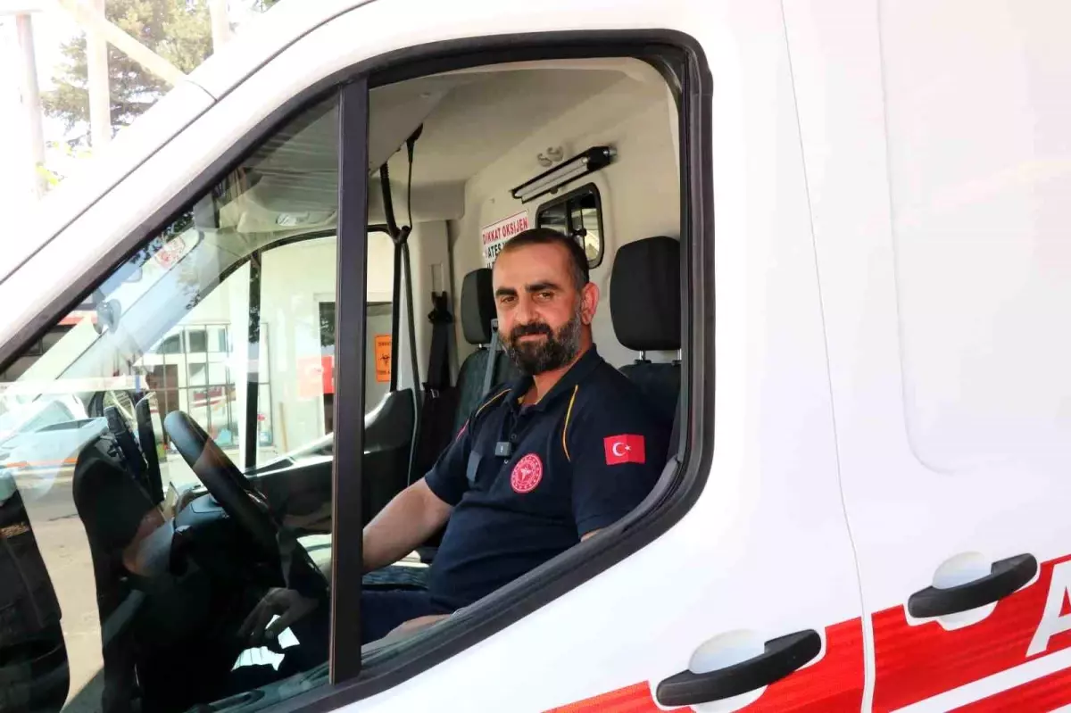 Ambulans Şöföründen Örnek Davranış