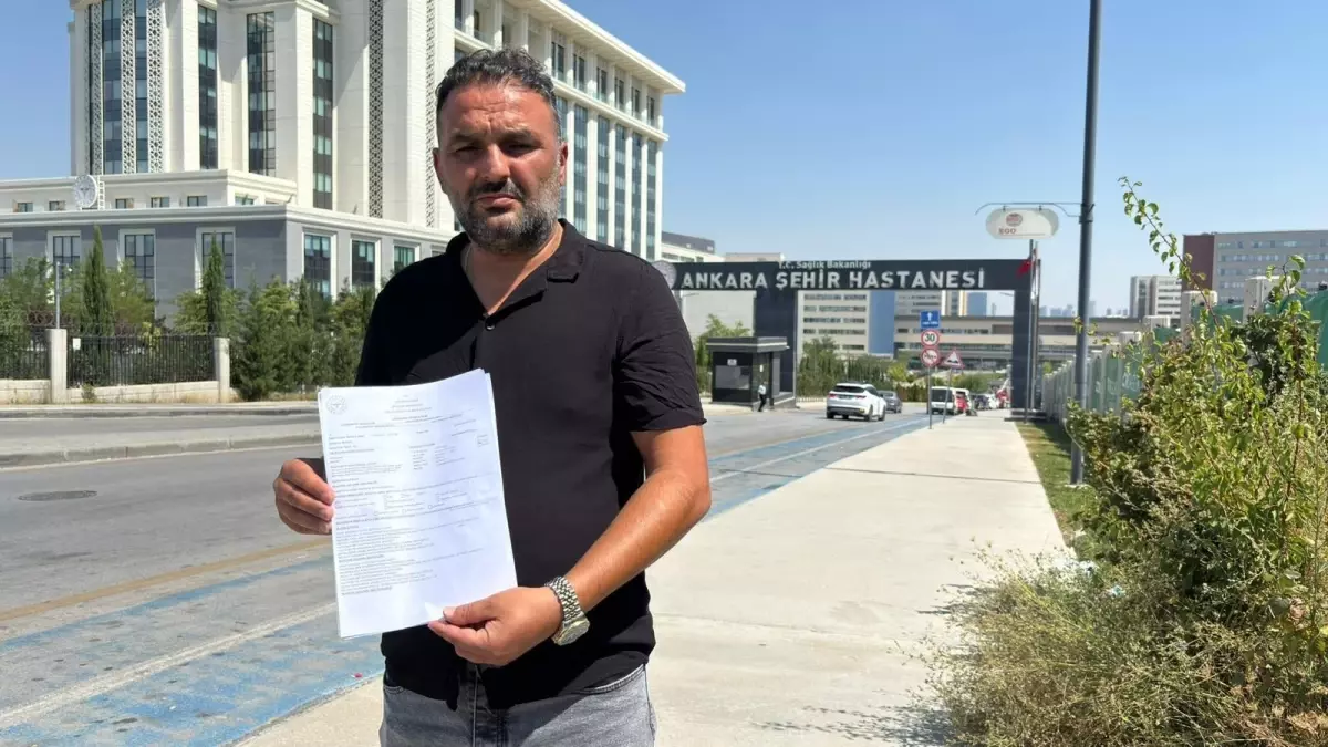 Etimesgut\'ta Konserde Kavga: 14 Yaşındaki Kenan Efe Özübek Yaralandı