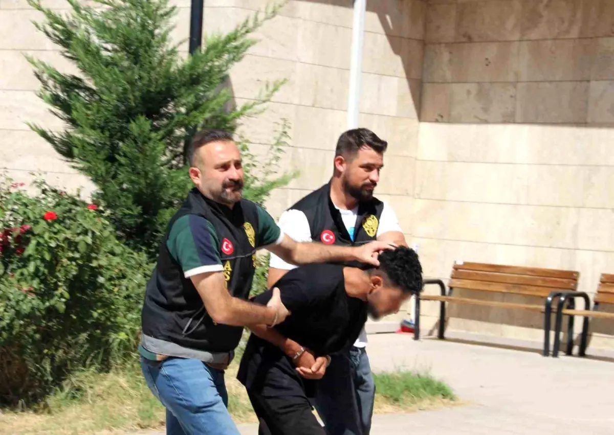 Afyonkarahisar\'da Cinayet: 500 Bin TL Karşılığı İşlendi