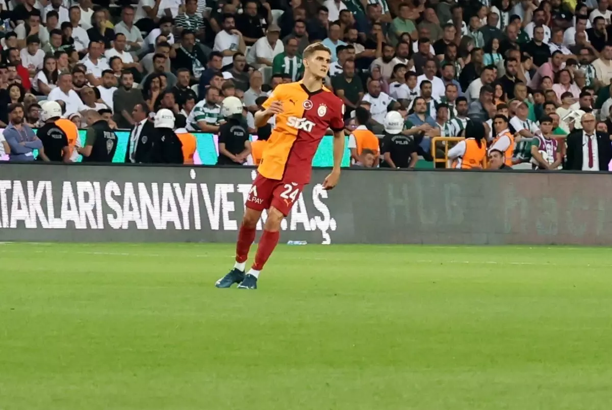 Galatasaray Elias Jelert\'i Southampton\'a Kiraladı
