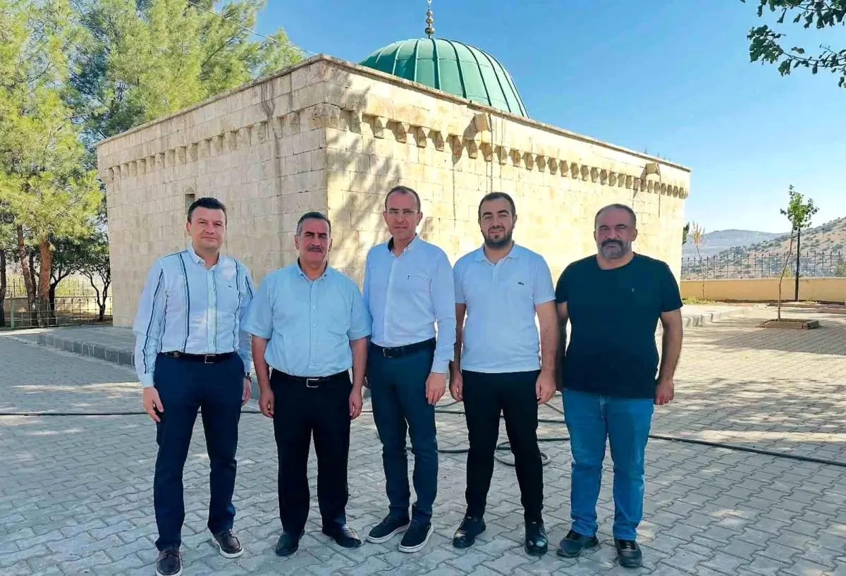 Araban\'da Sa\'d Bin Ebu Vakkas Hazretleri\'nin Türbesi Ziyaret Edildi