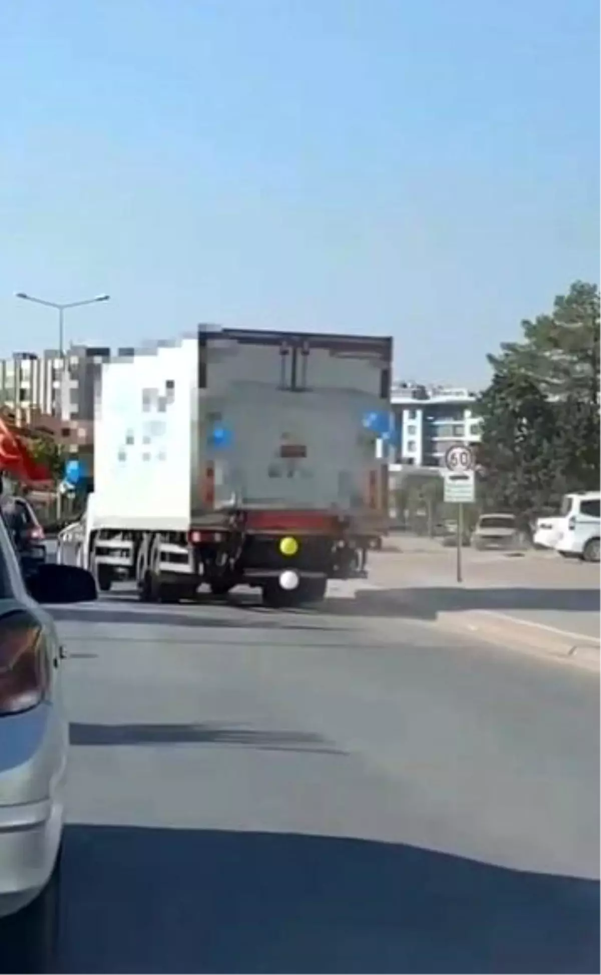 Konya\'da Tehlikeli Kamyon Sürüşü