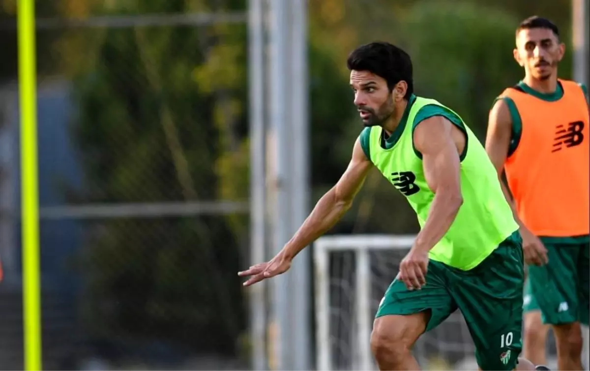 Bursaspor, Söğütspor\'a Hazırlanıyor