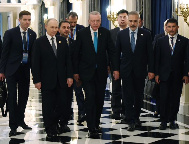 Cumhurbaşkanı Erdoğan ve Putin görüşüyor! İşte ilk görüntü