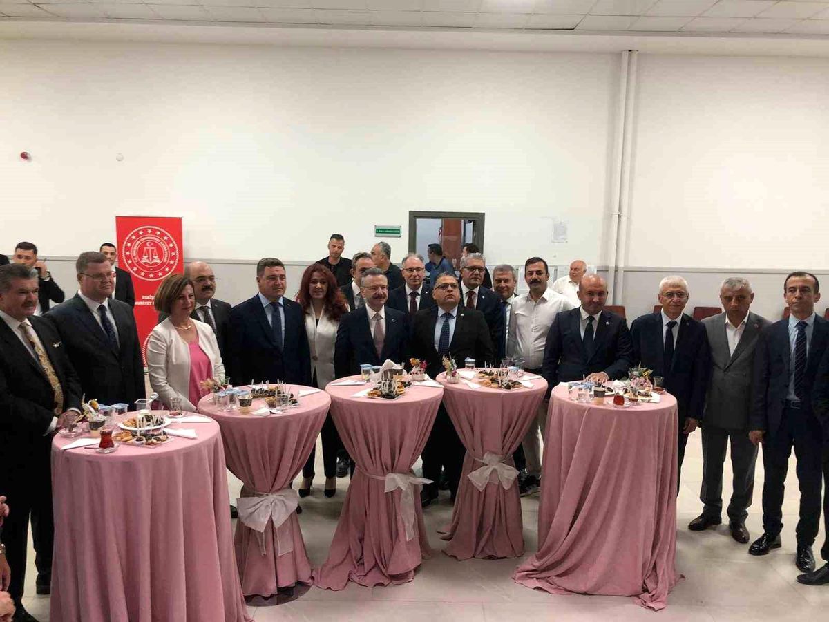 Eskişehir\'de 2025-2026 Adli Yıl Açılış Kokteyli Düzenlendi