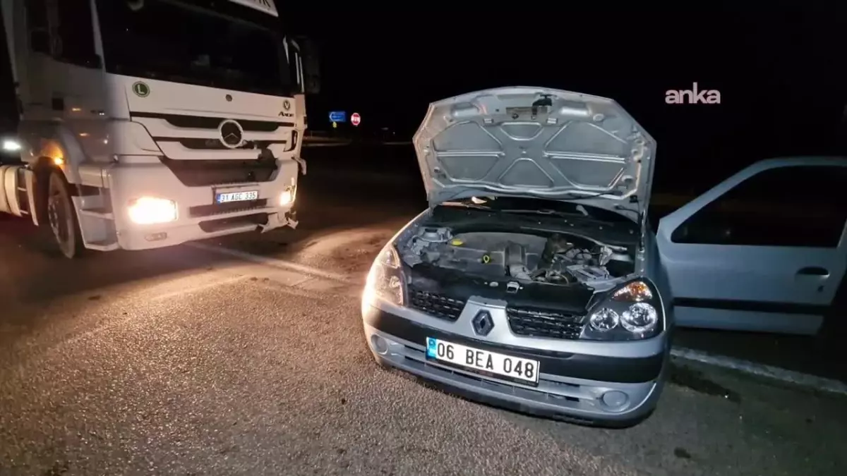 Kırıkkale\'de TIR-Otomobil Kazası: 6 Yaralı
