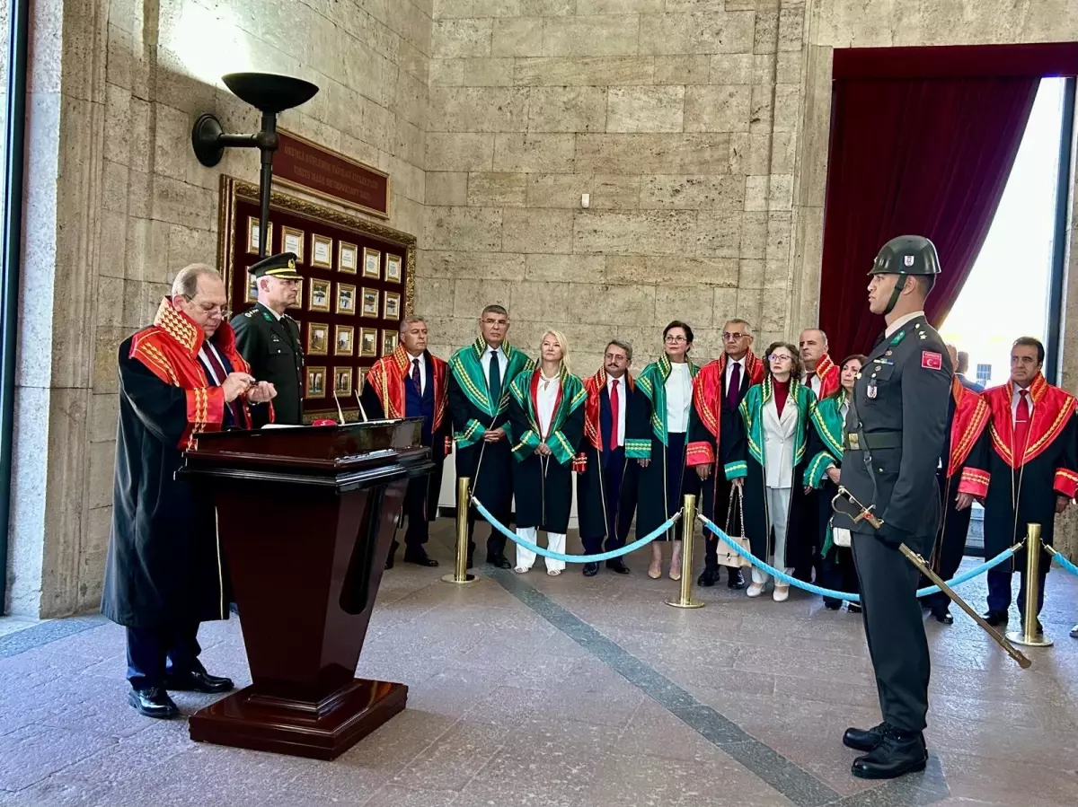 Yargıtay\'dan Anıtkabir Ziyareti