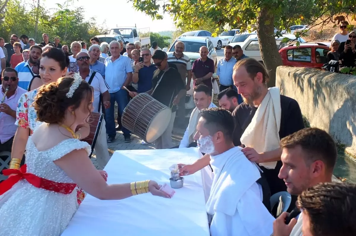 Gönen\'de Düğün Geleneği: Damat Tıraşı