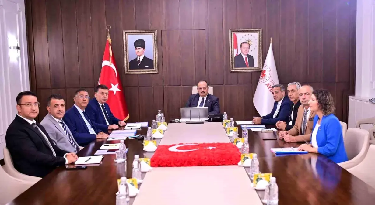 Aydın\'da Sosyal Konut Projesi Toplantısı