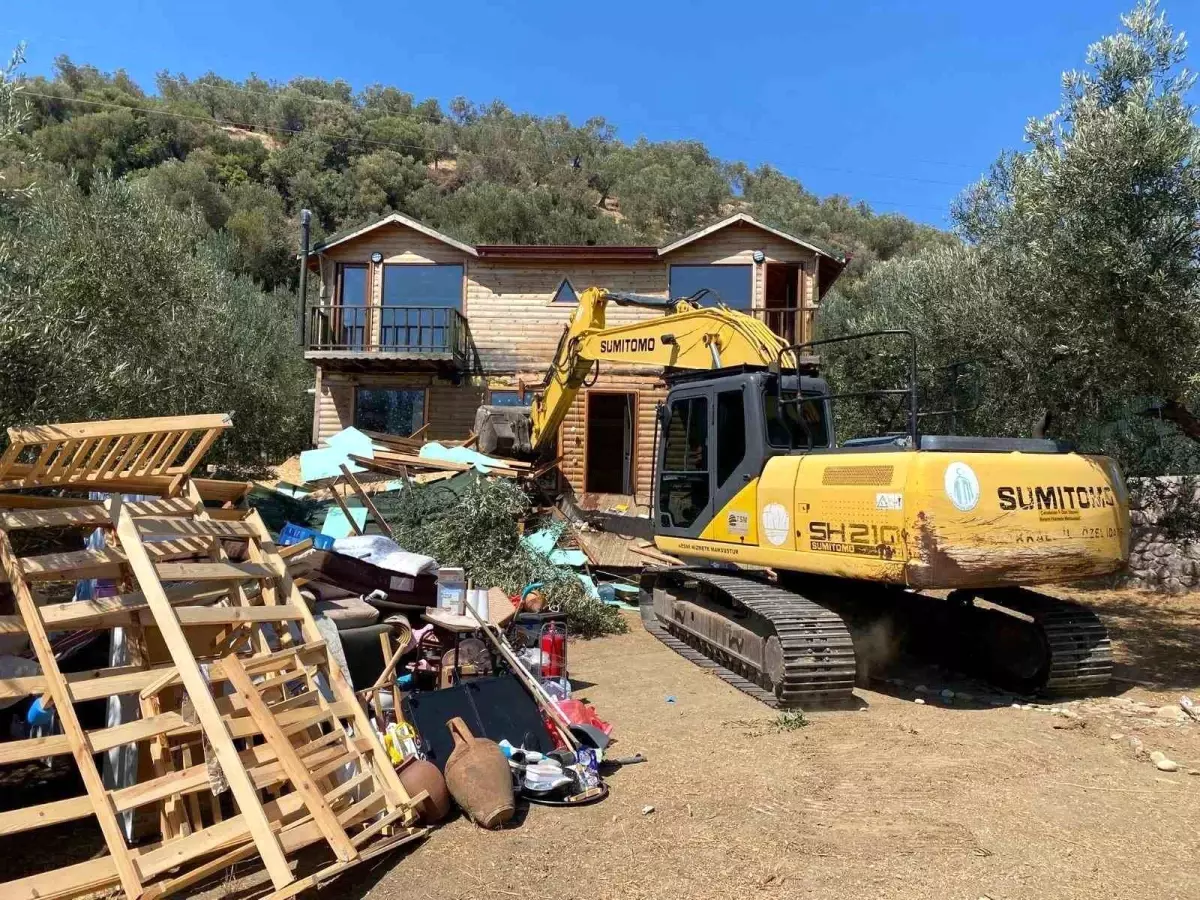 Çanakkale\'de 22 Kaçak Yapı Yıkıldı