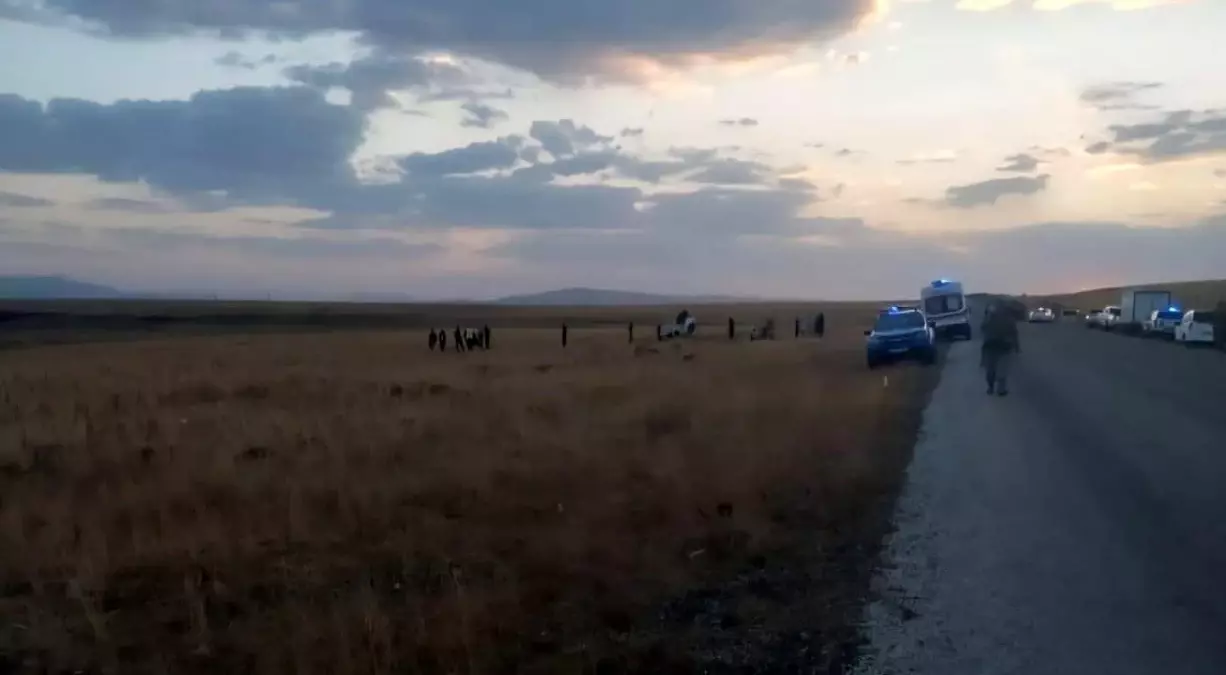 Karayazı\'da Trafik Faciası: 3 Ölü, 1 Yaralı