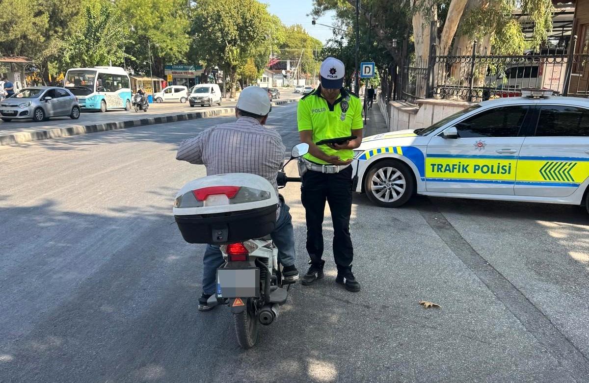 Manisa\'da Motosiklet Denetimi: 747 Cezalı