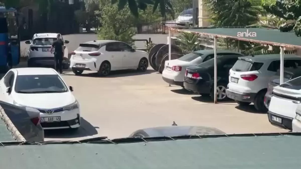 Menteşe Belediye Başkanı Aras\'ın dedesinin evine molotoflu saldırıda 2 tutuklama