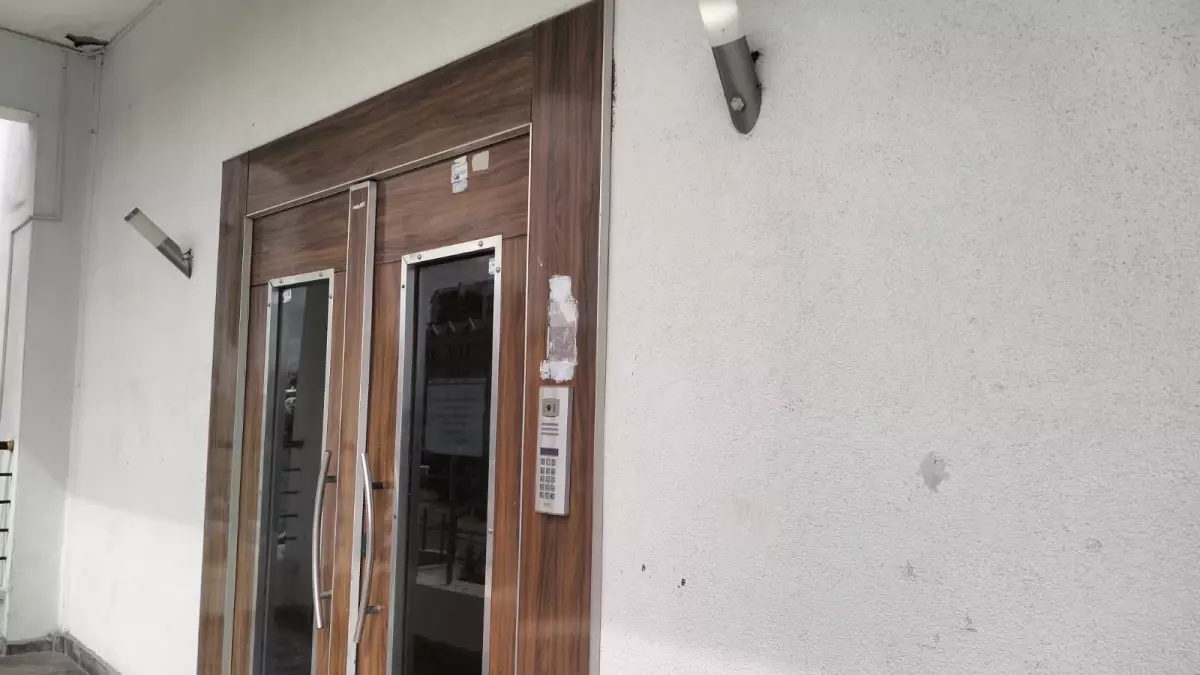 Ankara\'da Baba Oğullarını Yaraladı, İntihar Girişiminde Bulundu