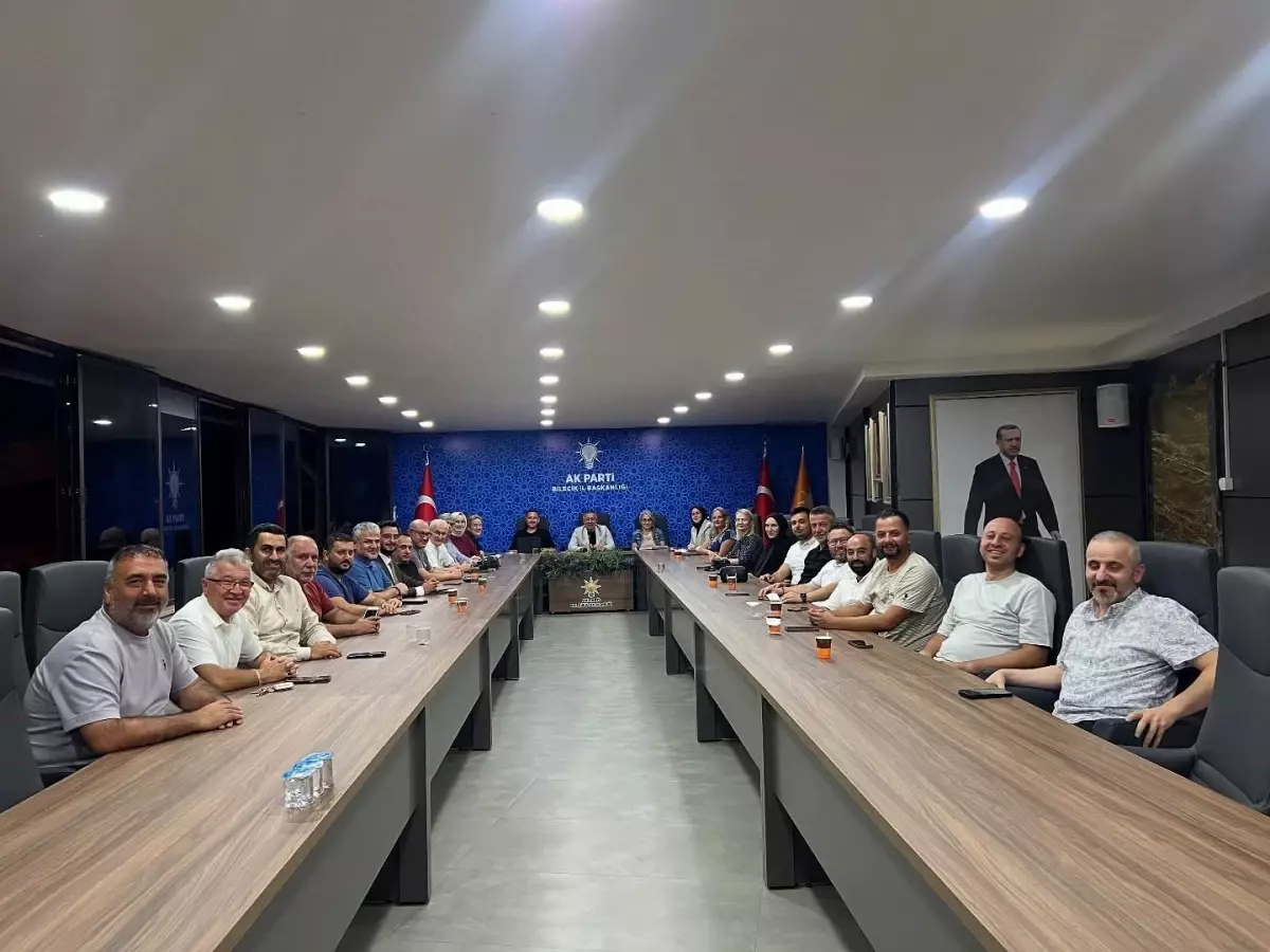 AK Parti Bilecik\'te Yönetim Kurulu Toplantısı