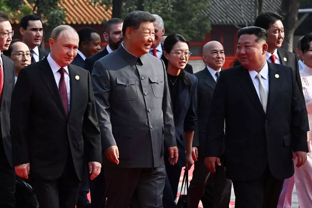 Çin\'den ABD\'ye gözdağı! Fotoğraf Trump\'ı hayli rahatsız etti