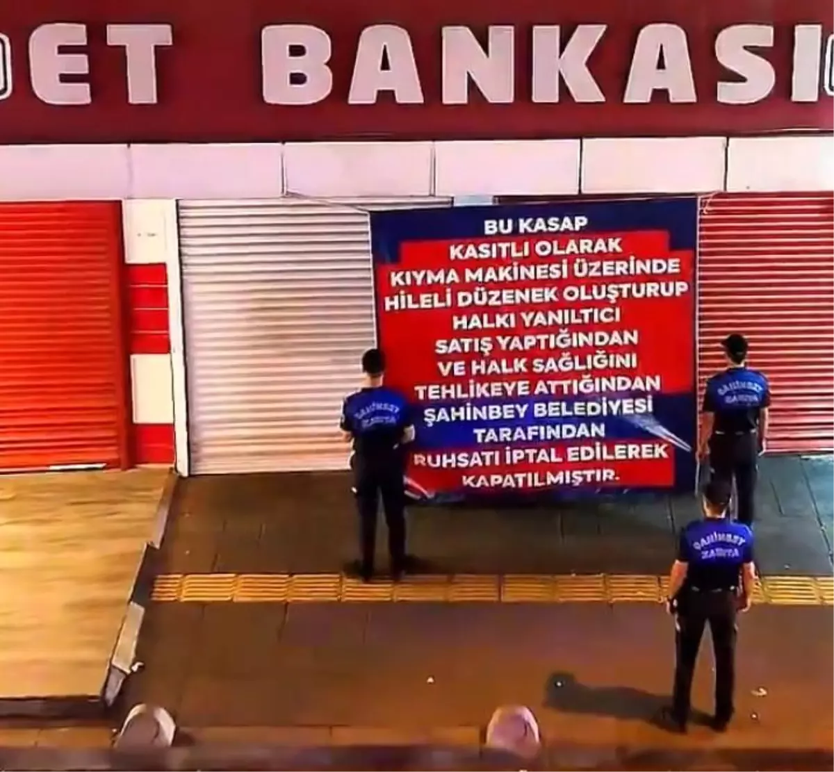 Gaziantep\'te Bozuk Et Skandalı: Zabıta Ekipleri Kasabı Mühürledi