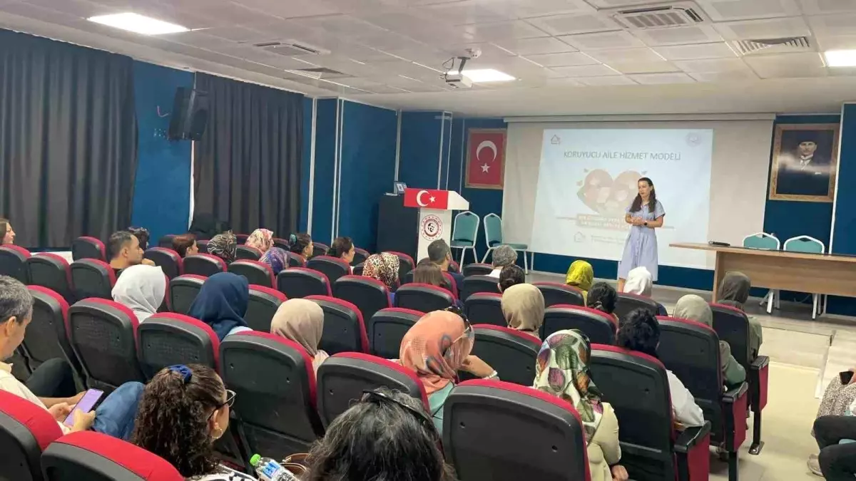 Osmaniye\'de Koruyucu Aile Bilgilendirme Toplantısı
