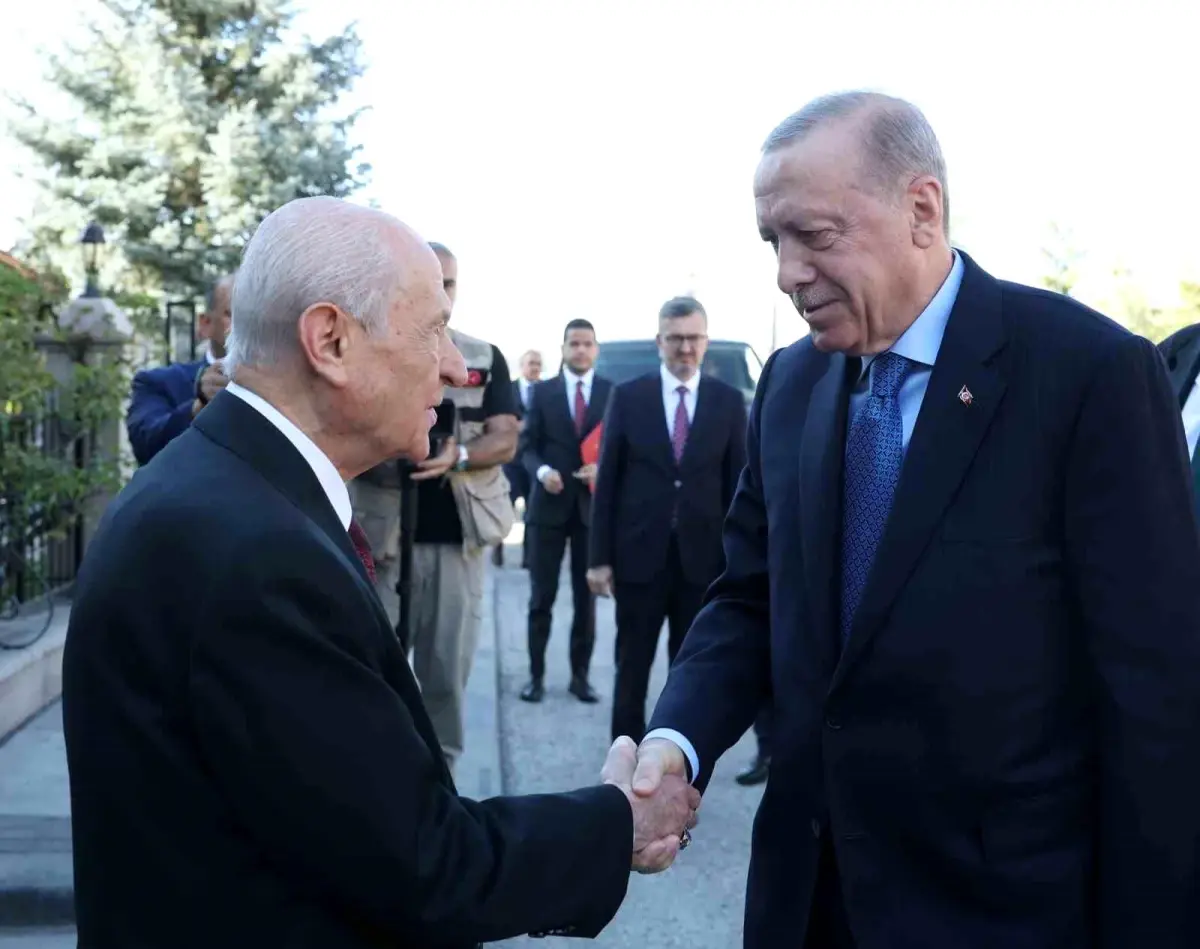 Erdoğan ve Bahçeli Beytepe\'de Bir Araya Geldi