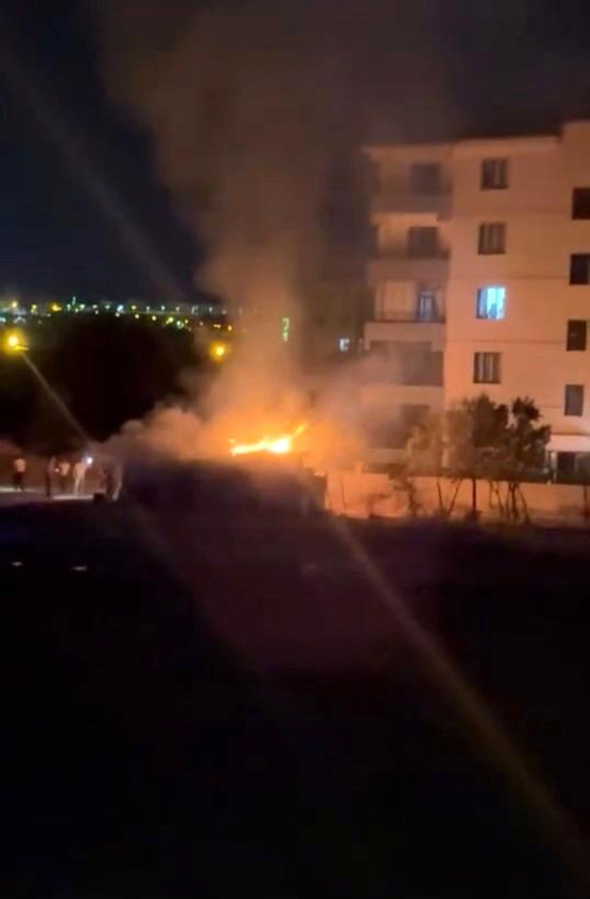 Elazığ\'da Kümeste Yangın: Tavuklar Telef Oldu
