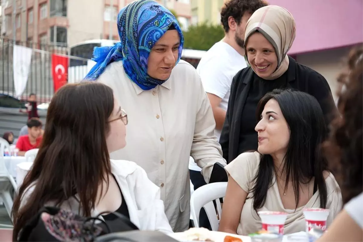 Gençlik Merkezi mezunları Pilav Günü\'nde buluştu