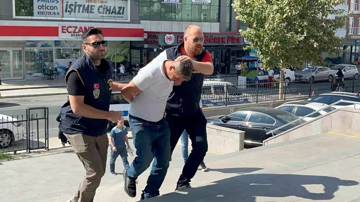Çerkezköy\'de Aranan Suçlu Yakalandı