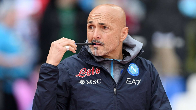Takımın başına mı geçiyor? Spalletti'den Fenerbahçe açıklaması Takımın başına mı geçiyor? Spalletti'den Fenerbahçe açıklaması