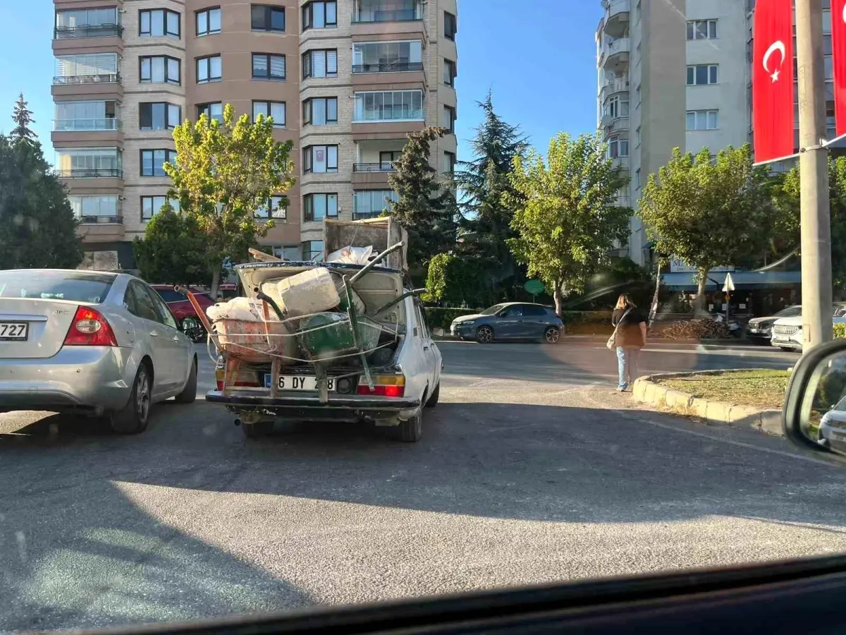 Tehlikeli Yolculuk: Açık Bagajla Trafikte