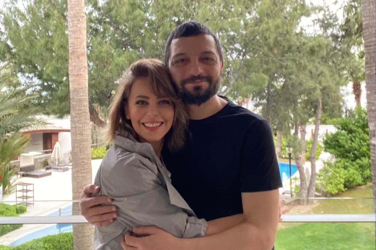 Vildan Atasever ve Mehmet Erdem\'in bebek müjdesi