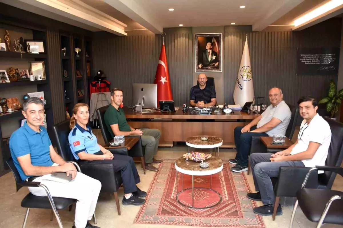 Germencik Belediyesi\'nde Yeni Müdürlere Teşekkür Ziyareti