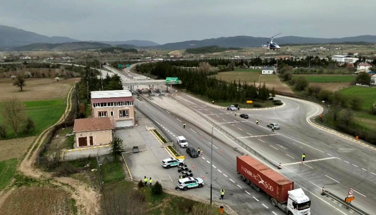 Bolu\'da Cayrokopterle Trafik Denetimi