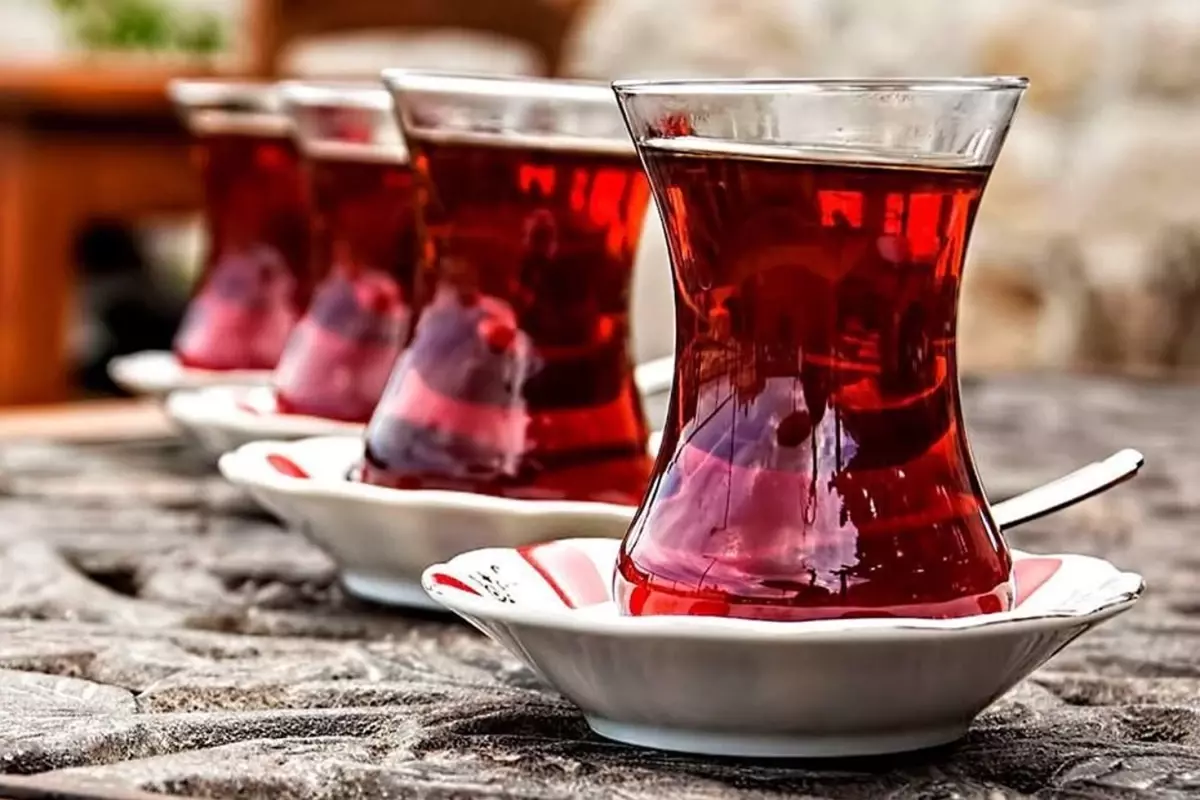 Çay tiryakilerine kötü haber: ÇAYKUR, üç ayda 3. kez zam yaptı
