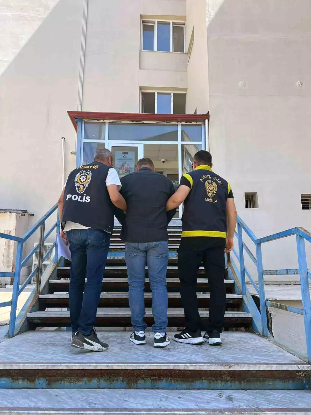 Cinsel Saldırı Suçlusuna Tutuklama