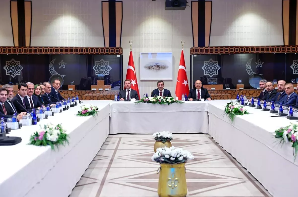 Cumhurbaşkanlığı Külliyesi\'nde \'Kamuda Etkin Yönetim ve Denetim\' konulu koordinasyon toplantısı