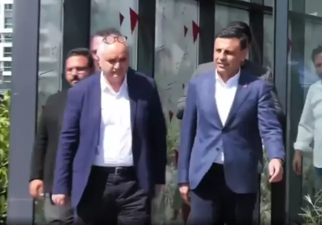 Hasan Babacan kayyum heyetinden çekildi