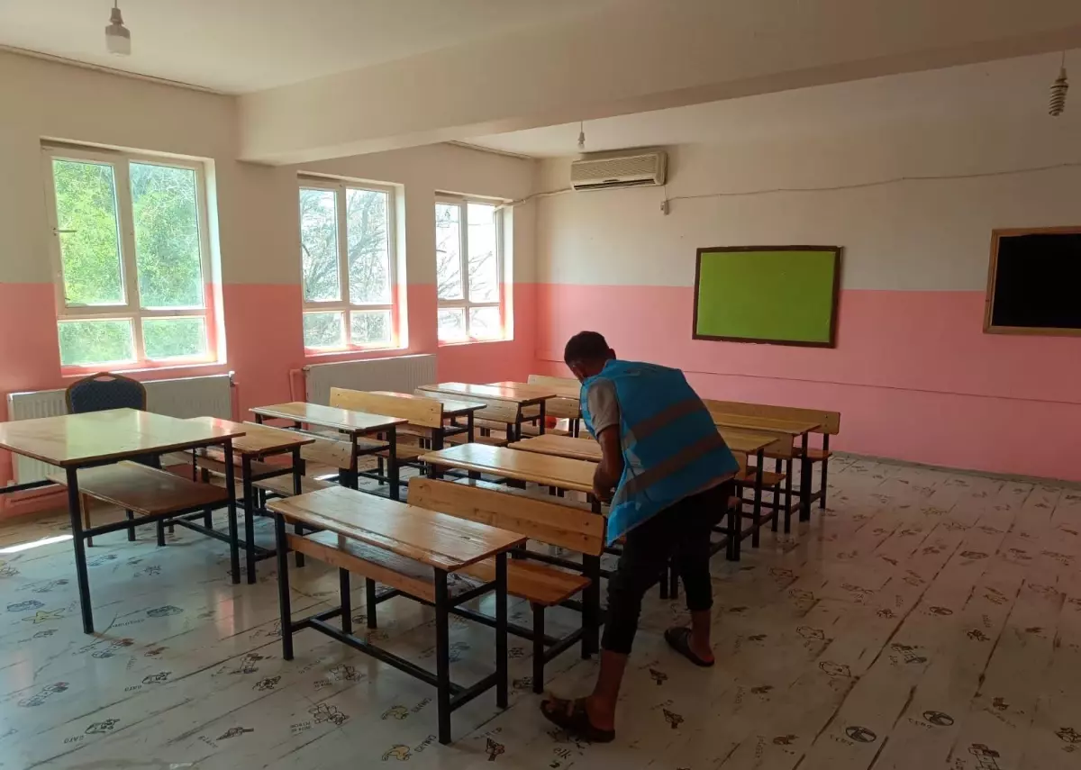 Hükümlüler 11 Okulu Hazırladı