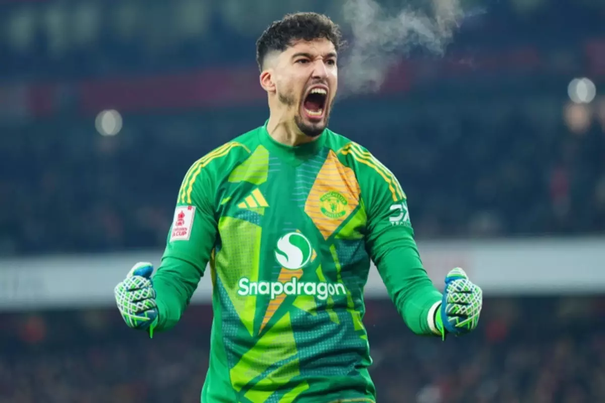 Manchester United\'dan Altay Bayındır\'a büyük şok