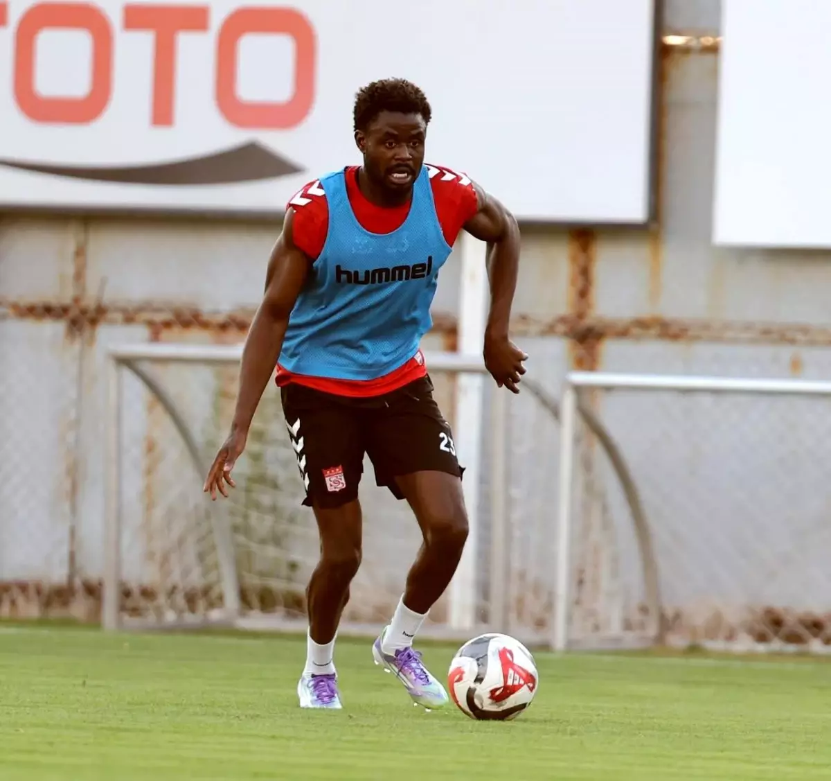 Sivasspor, Sarıyer Maçına Hazırlanıyor