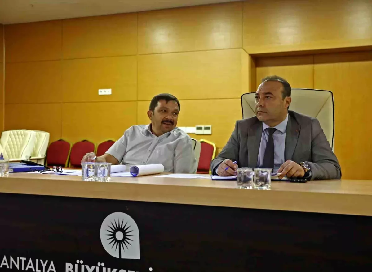 Antalya\'da Toptancı Hal Koordinasyon Toplantısı Düzenlendi