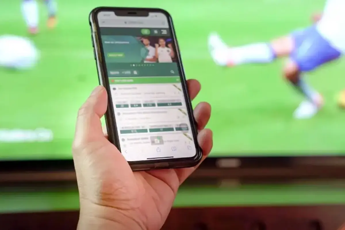 Ülkeyi karıştıran olay! Bilerek kart gören futbolcu hapislerde çürüyebilir