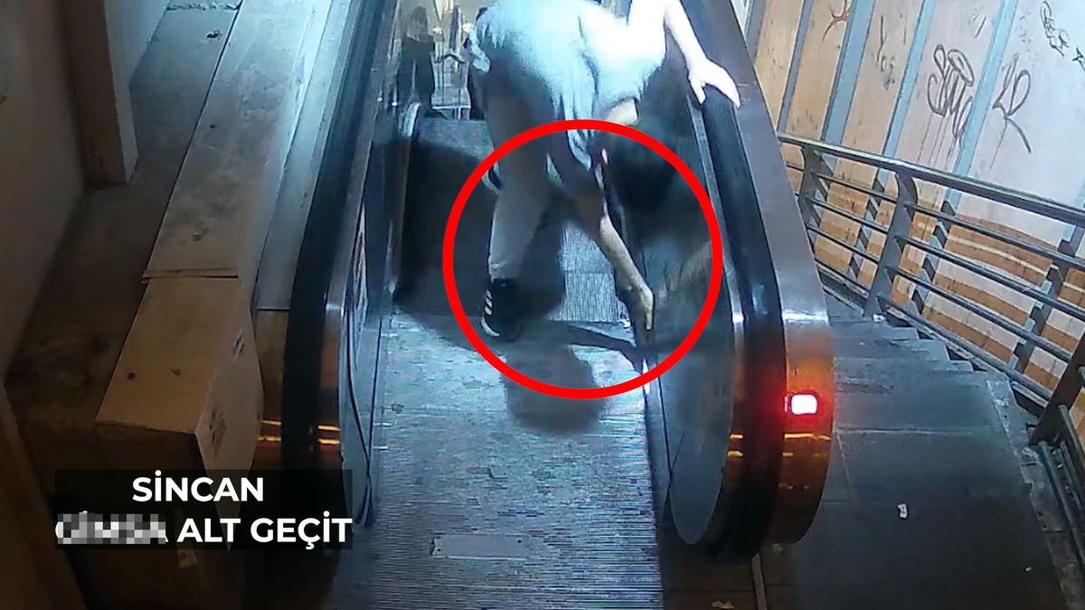Sincan\'da Yürüyen Merdiveni Kasıtlı Olarak Durdurdular