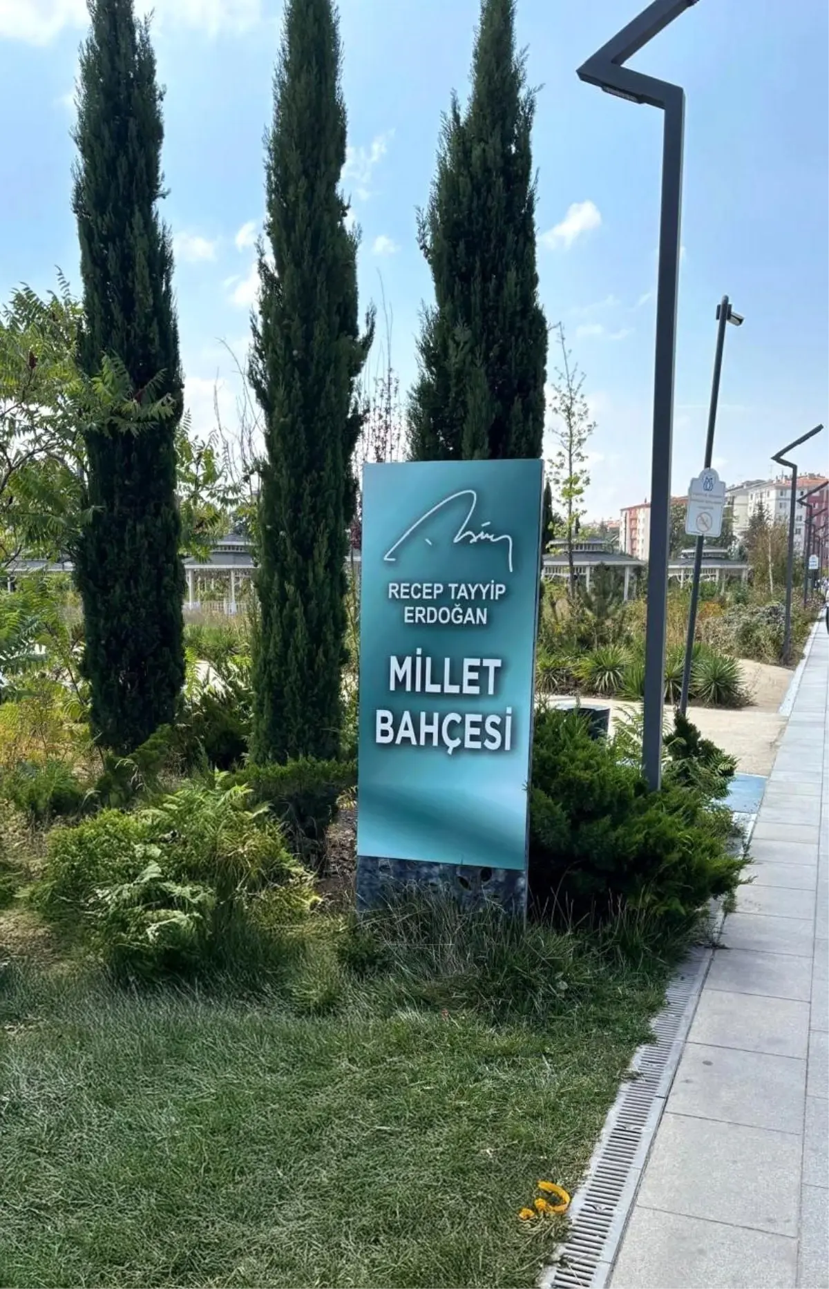 AK Parti İl Başkanı Başkanı Albayrak\'tan Millet Bahçesi\'yle ilgili açıklama