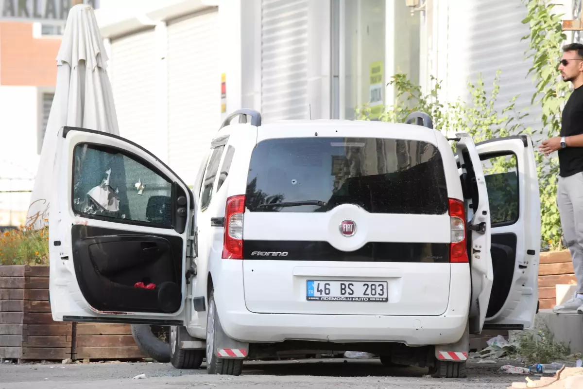 Araç içinde oturan kardeşlere silahlı saldırı! 2 kişi hayatını kaybetti