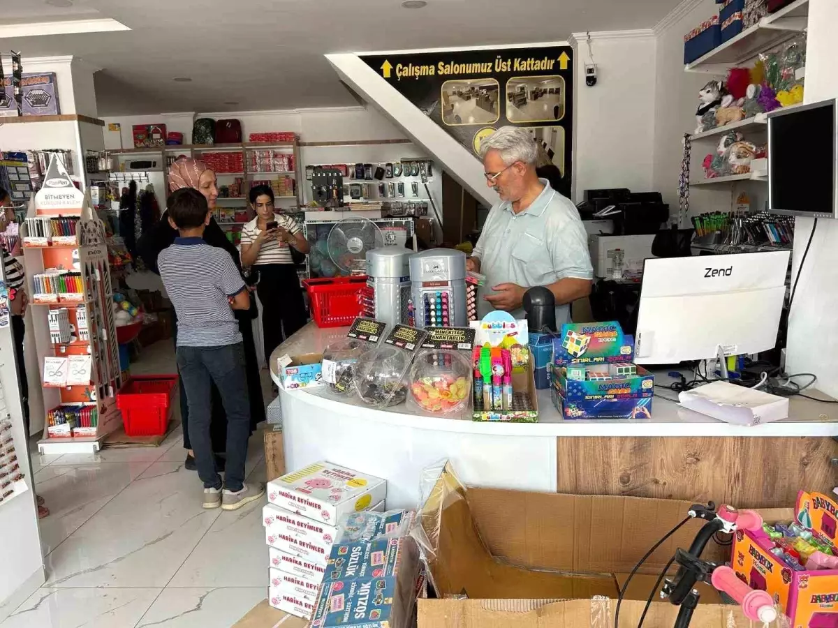 Bingöl\'de Kırtasiye Alışverişi Yoğun