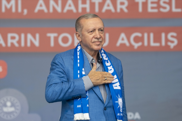 Cumhurbaşkanı Erdoğan, muhtarlarla ilgili söylenen yalana ateş püskürdü Cumhurbaşkanı Erdoğan, muhtarlarla ilgili söylenen yalana ateş püskürdü